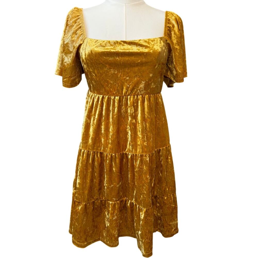 NWT ALL In FAVOR NORDSTROM Gold Flutter Sleeve Crushed Velvet Mini Dress Size XS